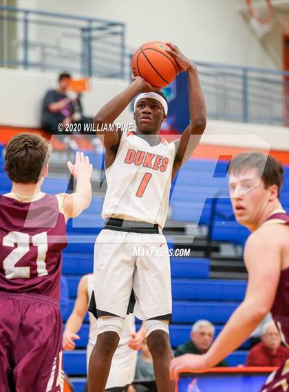 Thumbnail 2 in Marlboro Central vs. O'Neill (Officials vs Cancer Tournament) photogallery.