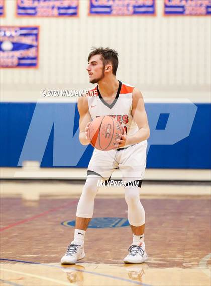 Thumbnail 3 in Marlboro Central vs. O'Neill (Officials vs Cancer Tournament) photogallery.