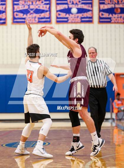 Thumbnail 3 in Marlboro Central vs. O'Neill (Officials vs Cancer Tournament) photogallery.