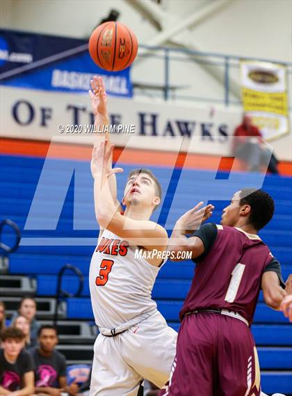 Thumbnail 3 in Marlboro Central vs. O'Neill (Officials vs Cancer Tournament) photogallery.