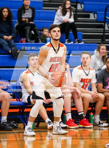Thumbnail 2 in Marlboro Central vs. O'Neill (Officials vs Cancer Tournament) photogallery.