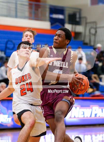 Thumbnail 3 in Marlboro Central vs. O'Neill (Officials vs Cancer Tournament) photogallery.
