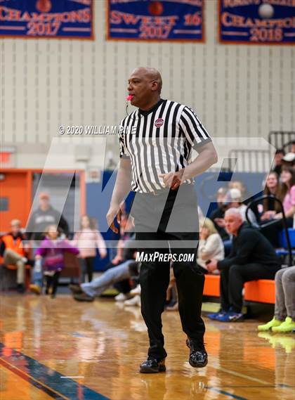 Thumbnail 3 in Marlboro Central vs. O'Neill (Officials vs Cancer Tournament) photogallery.