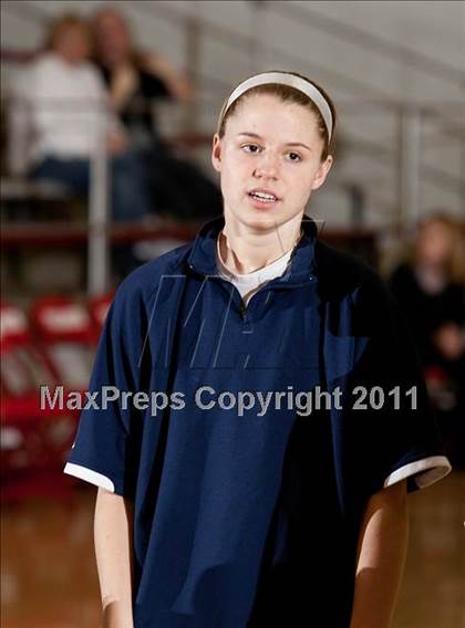 Thumbnail 3 in Holy Cross vs. Notre Dame Academy (35th District Championship) photogallery.