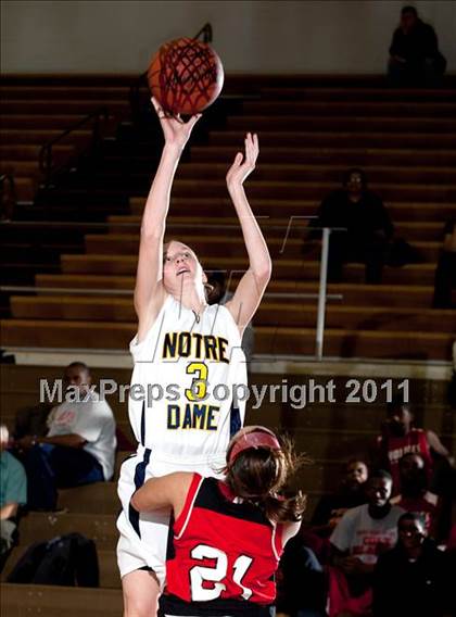 Thumbnail 1 in Holy Cross vs. Notre Dame Academy (35th District Championship) photogallery.