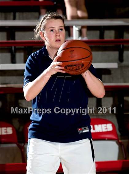 Thumbnail 1 in Holy Cross vs. Notre Dame Academy (35th District Championship) photogallery.