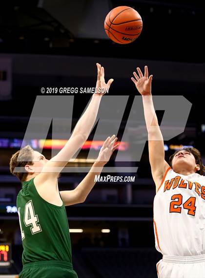 Thumbnail 2 in Colfax vs Woodland (@ Golden 1 Center) photogallery.