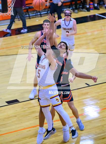 Thumbnail 2 in Cheyenne Wells vs. Stanton County photogallery.