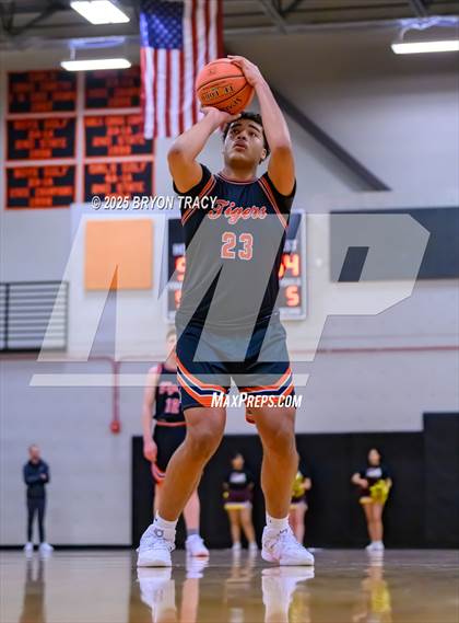 Thumbnail 2 in Cheyenne Wells vs. Stanton County photogallery.