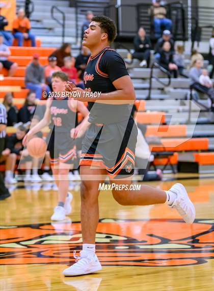 Thumbnail 2 in Cheyenne Wells vs. Stanton County photogallery.