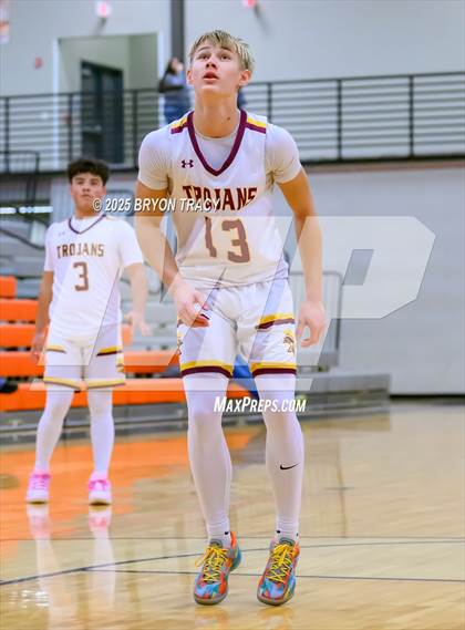 Thumbnail 3 in Cheyenne Wells vs. Stanton County photogallery.