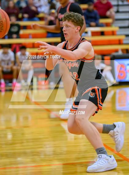 Thumbnail 3 in Cheyenne Wells vs. Stanton County photogallery.