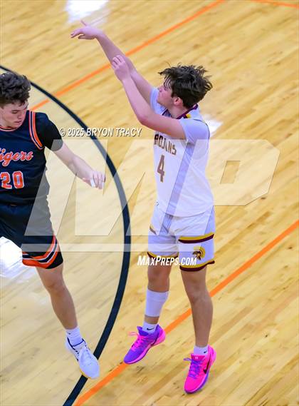 Thumbnail 2 in Cheyenne Wells vs. Stanton County photogallery.