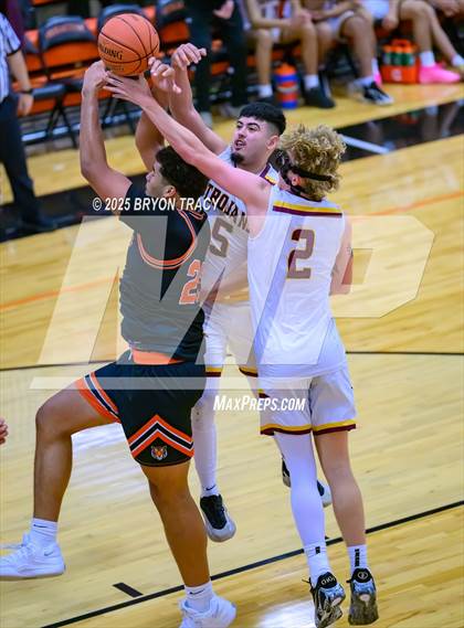 Thumbnail 2 in Cheyenne Wells vs. Stanton County photogallery.