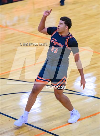 Thumbnail 1 in Cheyenne Wells vs. Stanton County photogallery.