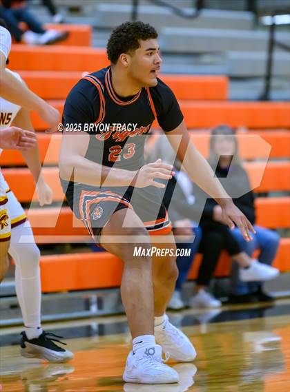 Thumbnail 1 in Cheyenne Wells vs. Stanton County photogallery.