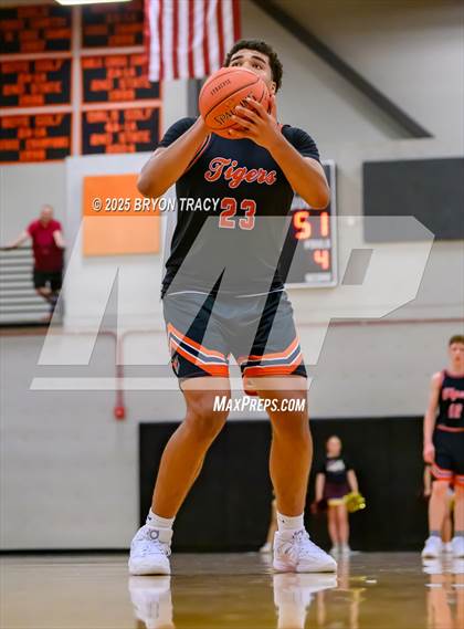 Thumbnail 1 in Cheyenne Wells vs. Stanton County photogallery.