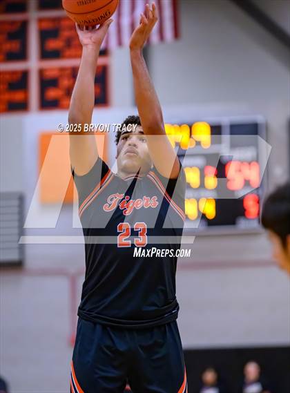 Thumbnail 2 in Cheyenne Wells vs. Stanton County photogallery.