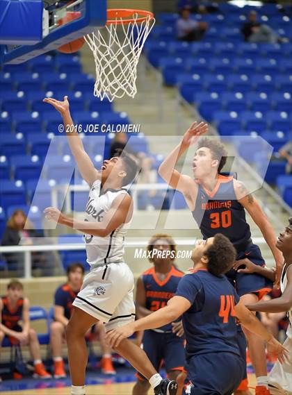 Thumbnail 1 in Brandeis vs. Clark photogallery.