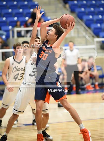 Thumbnail 3 in Brandeis vs. Clark photogallery.