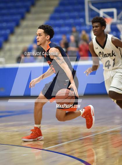 Thumbnail 2 in Brandeis vs. Clark photogallery.