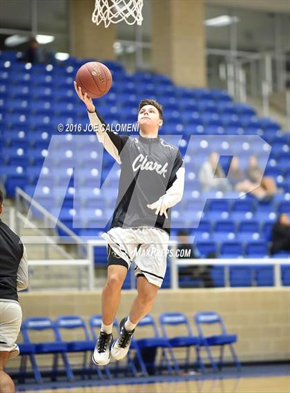 Thumbnail 3 in Brandeis vs. Clark photogallery.