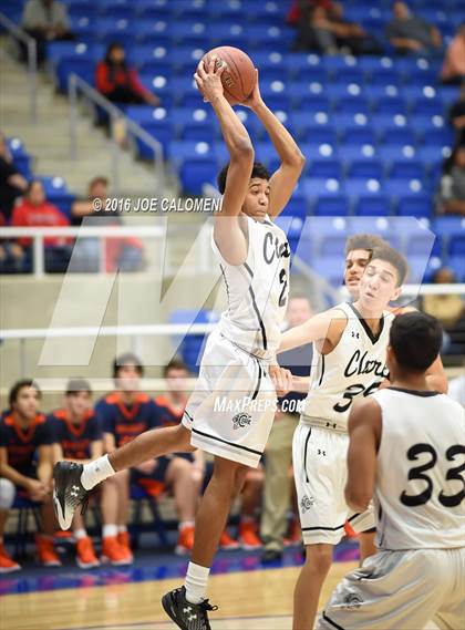 Thumbnail 2 in Brandeis vs. Clark photogallery.