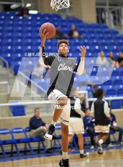 Thumbnail 3 in Brandeis vs. Clark photogallery.