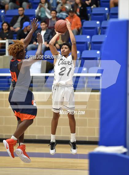 Thumbnail 1 in Brandeis vs. Clark photogallery.