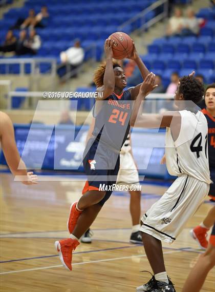Thumbnail 1 in Brandeis vs. Clark photogallery.
