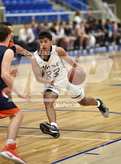 Thumbnail 2 in Brandeis vs. Clark photogallery.