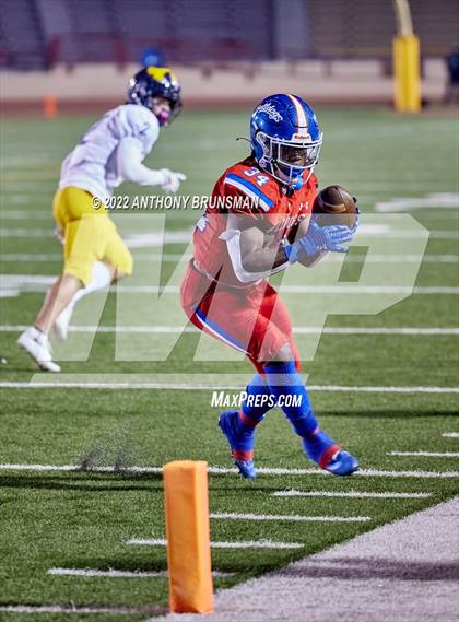 Thumbnail 3 in Oak Ridge vs. Folsom (CIF SJS D1 Final) photogallery.
