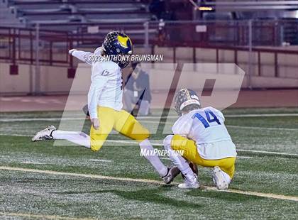 Thumbnail 2 in Oak Ridge vs. Folsom (CIF SJS D1 Final) photogallery.