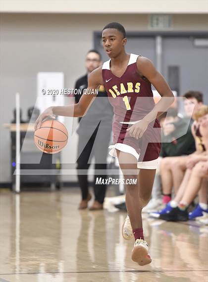 Thumbnail 2 in Menlo-Atherton vs.Rancho Mirage (Frosh) (Rancho Mirage Holiday Invitational) photogallery.