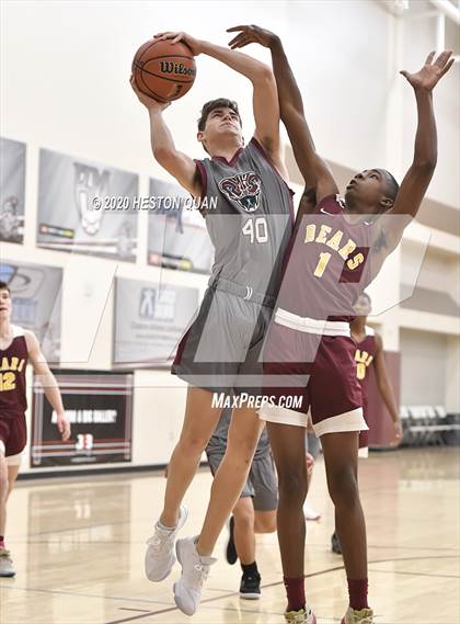 Thumbnail 2 in Menlo-Atherton vs.Rancho Mirage (Frosh) (Rancho Mirage Holiday Invitational) photogallery.