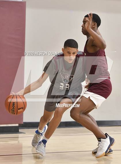 Thumbnail 1 in Menlo-Atherton vs.Rancho Mirage (Frosh) (Rancho Mirage Holiday Invitational) photogallery.
