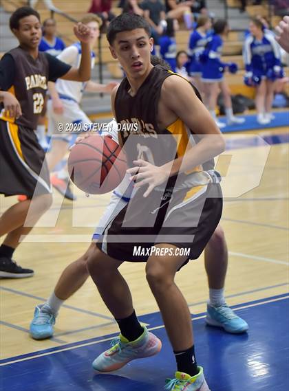 Thumbnail 1 in Marcos de Niza vs Mesquite photogallery.