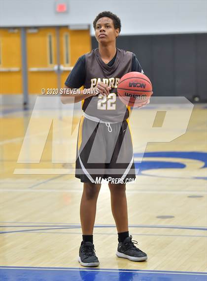 Thumbnail 1 in Marcos de Niza vs Mesquite photogallery.
