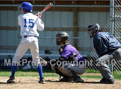 Thumbnail 1 in Gowanda @ Hamburg photogallery.