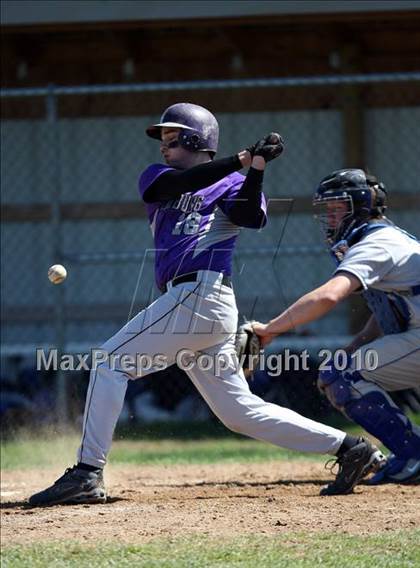 Thumbnail 1 in Gowanda @ Hamburg photogallery.