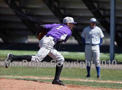 Thumbnail 1 in Gowanda @ Hamburg photogallery.