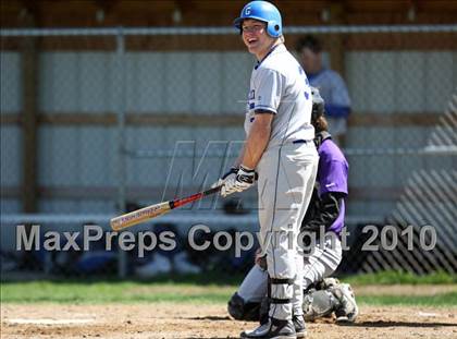 Thumbnail 1 in Gowanda @ Hamburg photogallery.