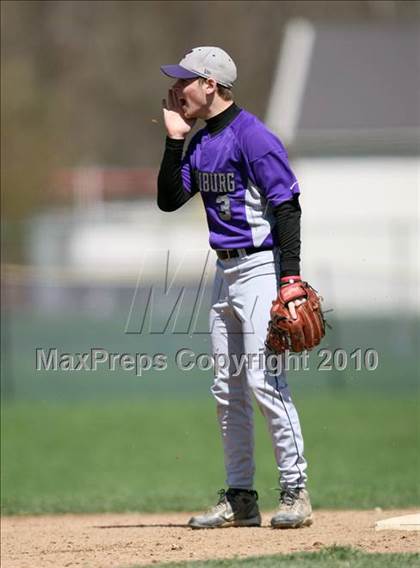 Thumbnail 1 in Gowanda @ Hamburg photogallery.