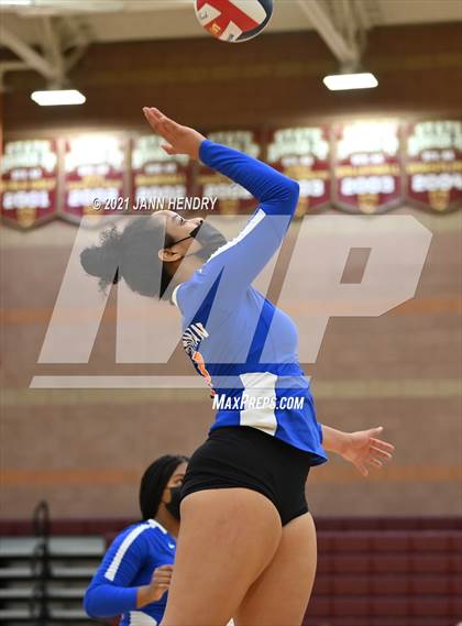 Thumbnail 3 in Bishop Gorman @ Faith Lutheran photogallery.