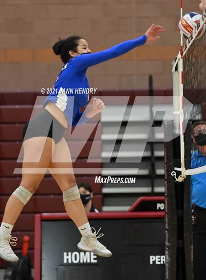 Thumbnail 2 in Bishop Gorman @ Faith Lutheran photogallery.