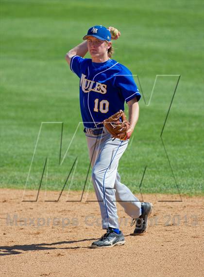 Thumbnail 2 in Alamo Heights @ Brennan  (UIL 4A Region IV Bi-District Playoff) photogallery.