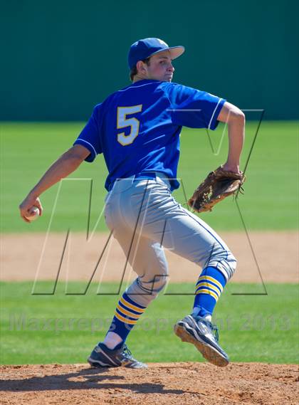 Thumbnail 1 in Alamo Heights @ Brennan  (UIL 4A Region IV Bi-District Playoff) photogallery.