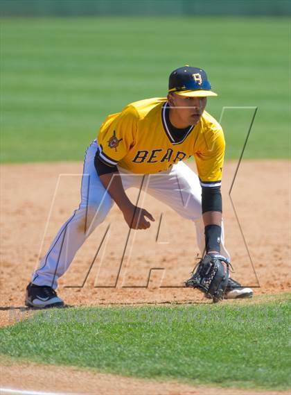 Thumbnail 1 in Alamo Heights @ Brennan  (UIL 4A Region IV Bi-District Playoff) photogallery.