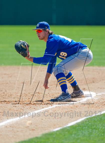 Thumbnail 3 in Alamo Heights @ Brennan  (UIL 4A Region IV Bi-District Playoff) photogallery.