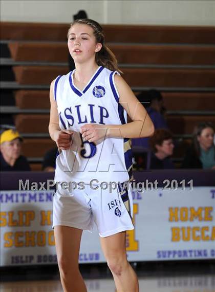 Thumbnail 1 in Harborfields @ Islip photogallery.